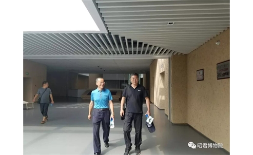 内蒙古自治区文物局副局长马天杰考察昭君博物院展陈工作