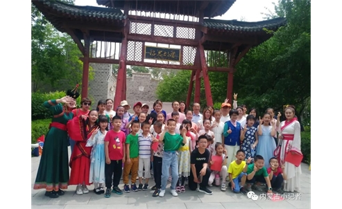 思屈原 忆昭君 品历史 颂祖国——端午节诗话会悦动昭君博物院