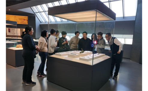 昭君博物院开展馆藏文物评审定级工作