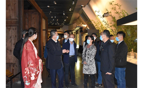 呼和浩特市政协副主席李文阁一行调研昭君博物院 历史文化建设情况